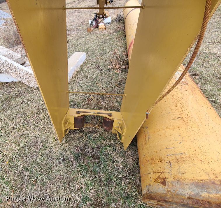 image for item IF9283 Gaffey  jib crane