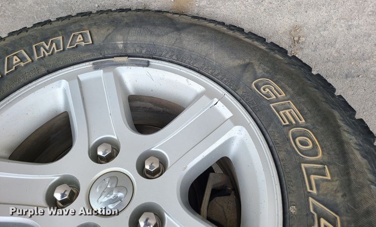 image for item IF9284 2013 Dodge Ram 1500  Crew Cab pickup truck