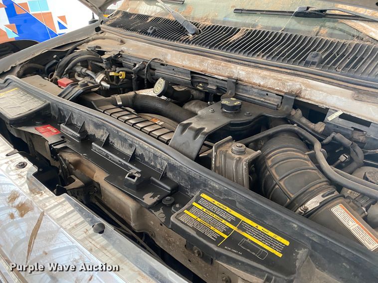 image for item IG9276 2009 Ford E450  shuttle bus