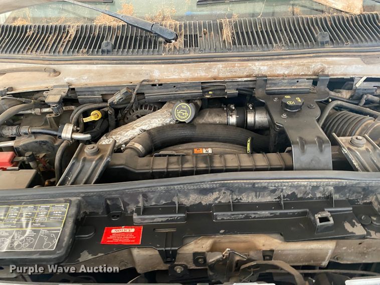 image for item IG9276 2009 Ford E450  shuttle bus