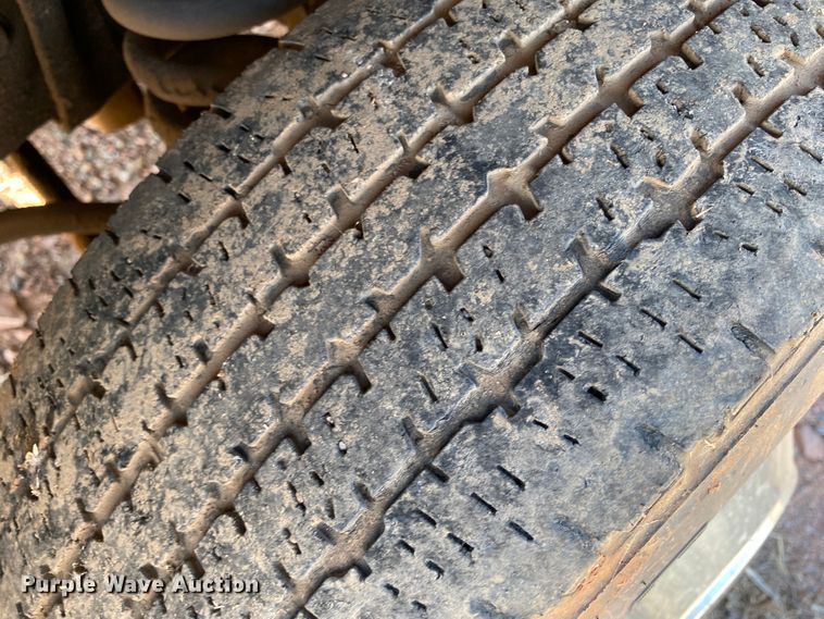 image for item IG9276 2009 Ford E450  shuttle bus