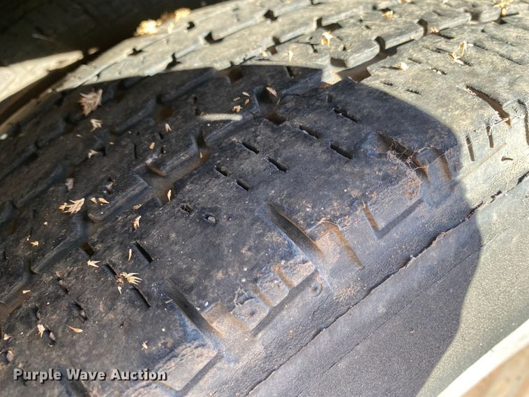 image for item IG9276 2009 Ford E450  shuttle bus