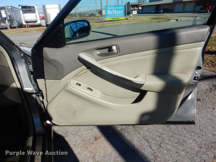 image for item IG9509 2003 Infiniti G35