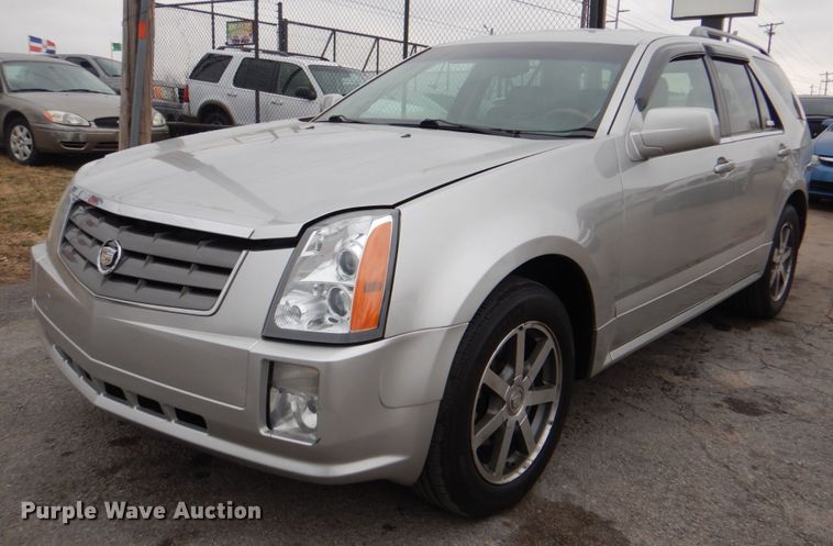 image for item IG9665 2004 Cadillac SRX  SUV