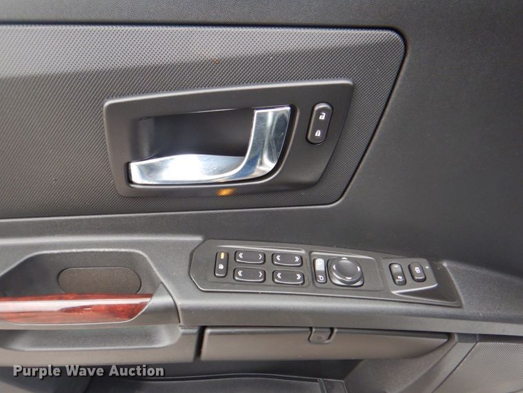 image for item IG9665 2004 Cadillac SRX  SUV