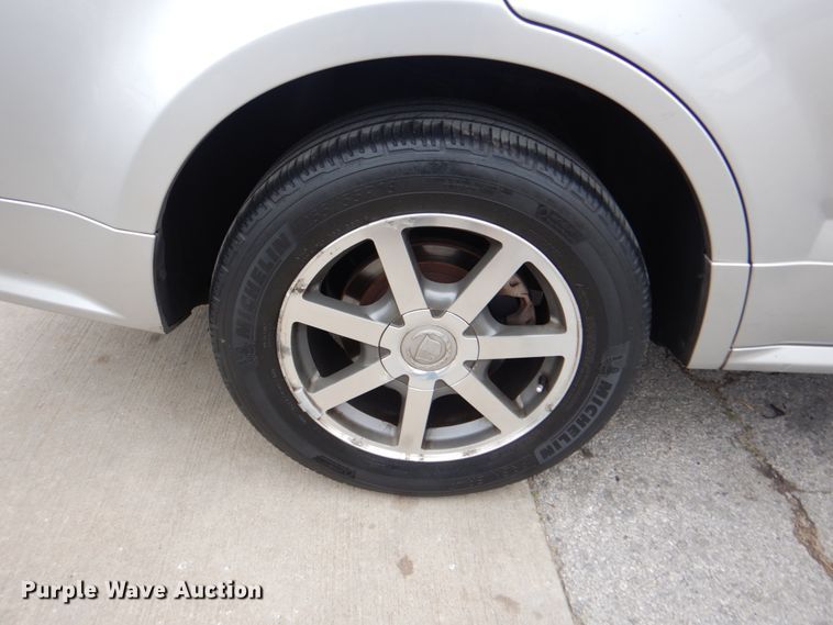 image for item IG9665 2004 Cadillac SRX  SUV