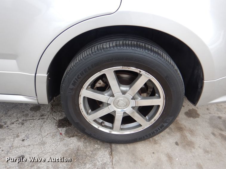 image for item IG9665 2004 Cadillac SRX  SUV