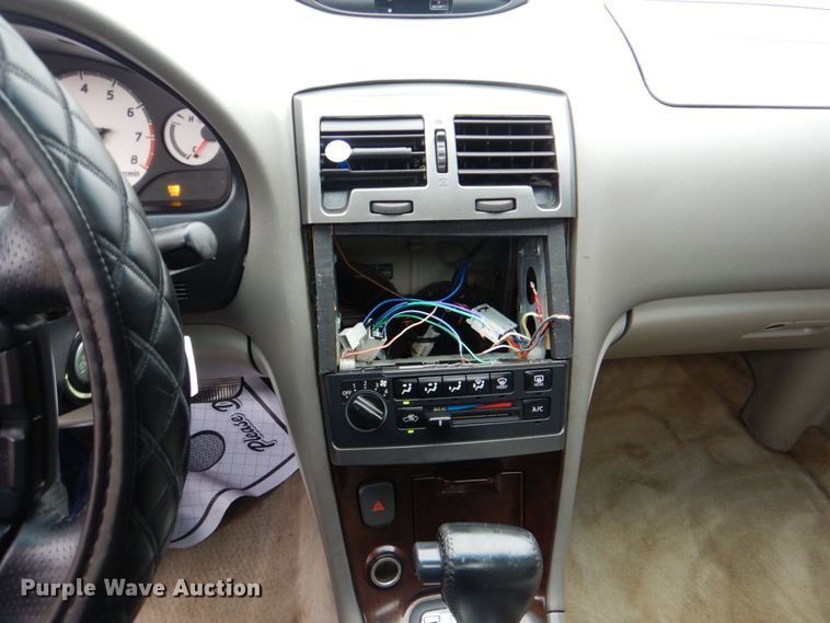 image for item IG9667 2001 Nissan Maxima