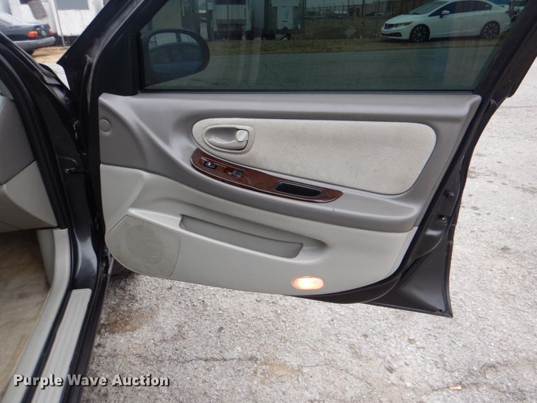 image for item IG9667 2001 Nissan Maxima