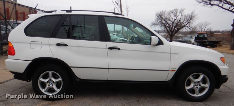 image for item IG9670 2001 BMW X5  SUV
