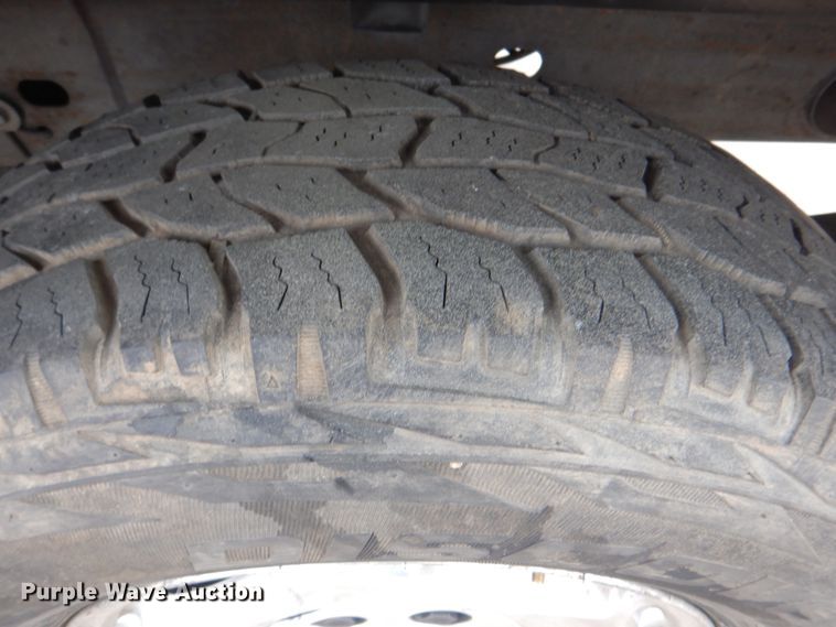 image for item IG9675 2002 Chevrolet Silverado 1500  Ext. Cab pickup truck