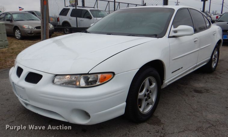 image for item IG9678 2000 Pontiac Grand Prix