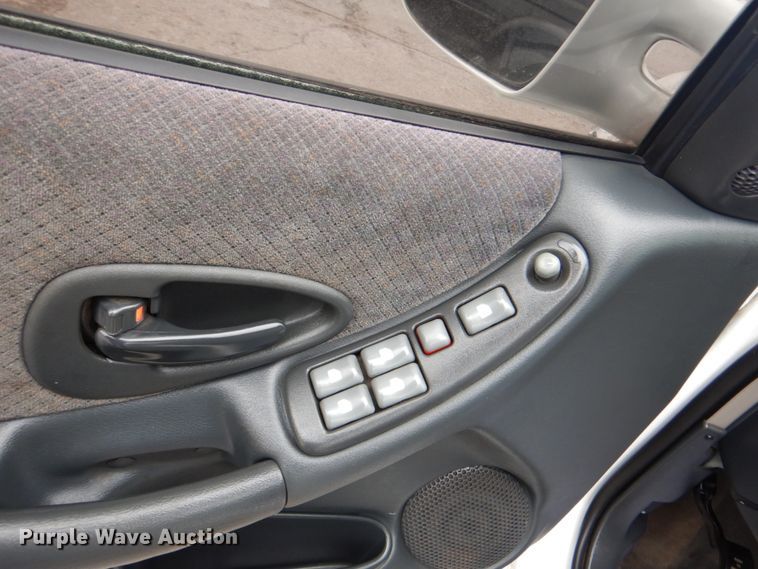 image for item IG9678 2000 Pontiac Grand Prix