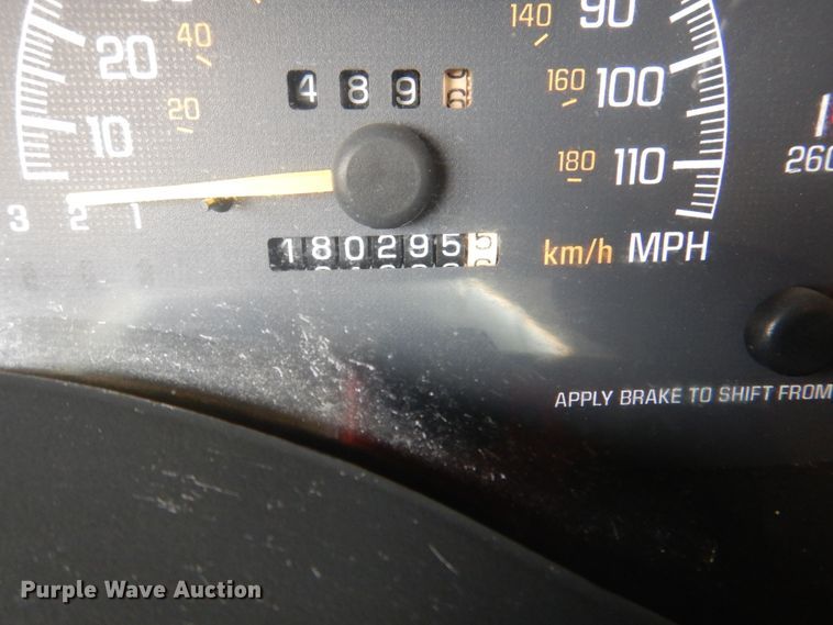 image for item IG9678 2000 Pontiac Grand Prix