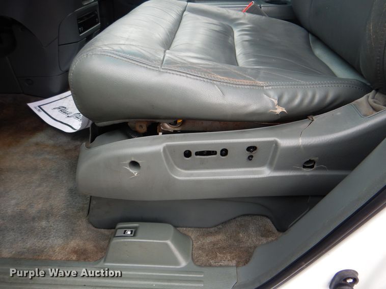 image for item IG9681 2003 Honda Odyssey  van