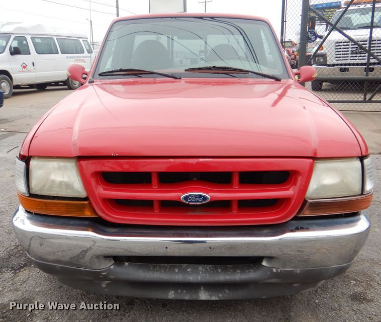 image for item IG9687 2000 Ford Ranger  pickup truck
