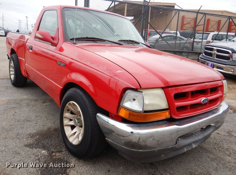 image for item IG9687 2000 Ford Ranger  pickup truck