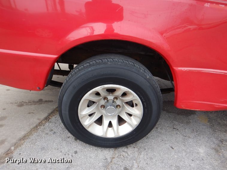 image for item IG9687 2000 Ford Ranger  pickup truck