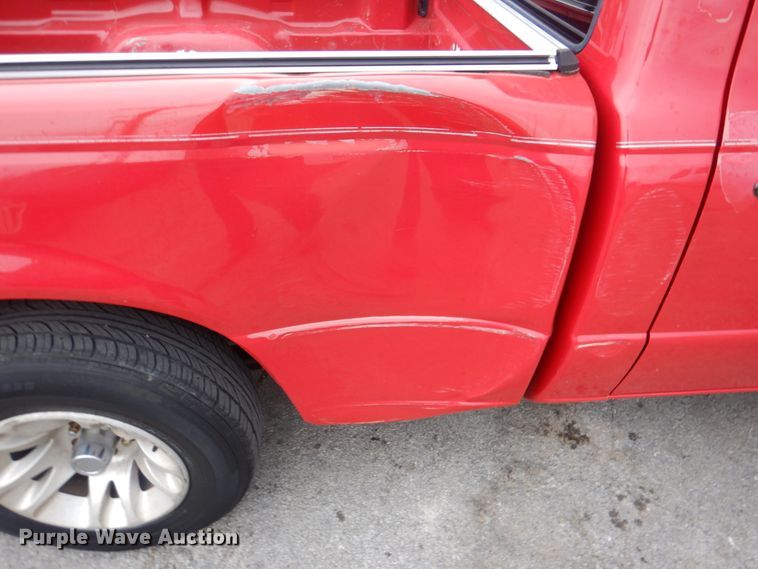 image for item IG9687 2000 Ford Ranger  pickup truck