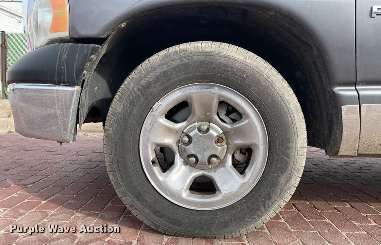 image for item IJ9502 2003 Dodge Ram 1500  pickup truck