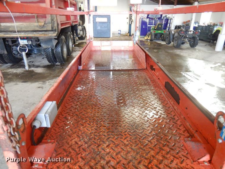 image for item IO9668 2008 Skyjack SJ3226  scissor lift