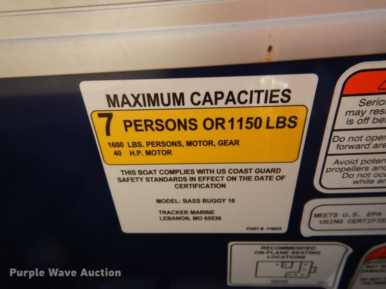 image for item JD9421 2018 Sun Tracker Bass Buggy 16 DLX  boat