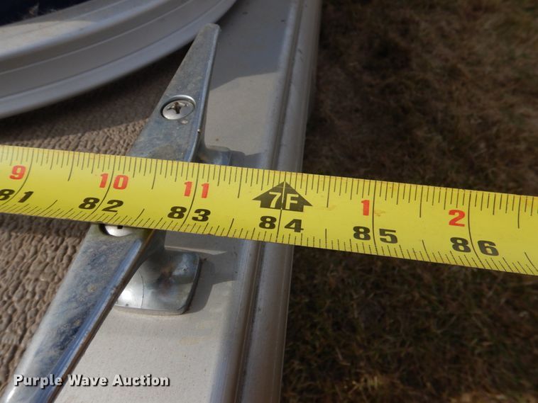 image for item JD9421 2018 Sun Tracker Bass Buggy 16 DLX  boat