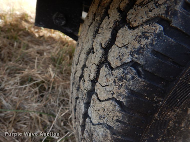 image for item JD9421 2018 Sun Tracker Bass Buggy 16 DLX  boat