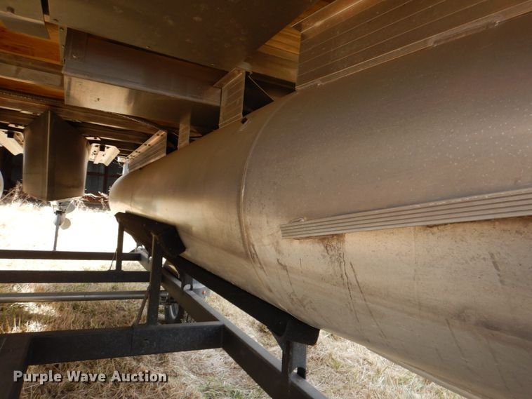 image for item JD9421 2018 Sun Tracker Bass Buggy 16 DLX  boat