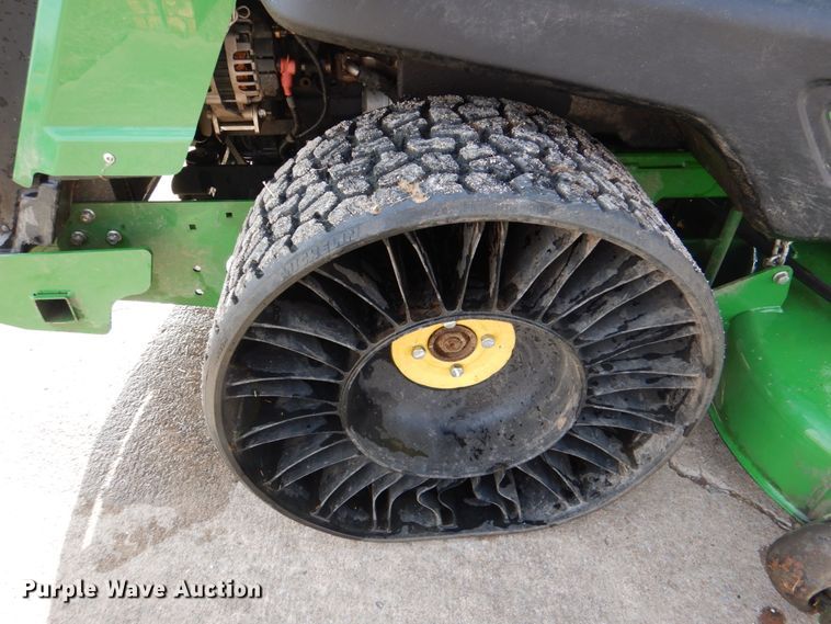 image for item JD9422 2020 John Deere Z997R  ZTR lawn mower