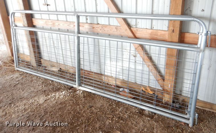 image for item JD9423 Livestock equipment