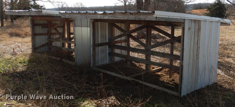 image for item JD9423 Livestock equipment