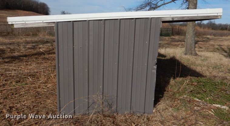 image for item JD9423 Livestock equipment