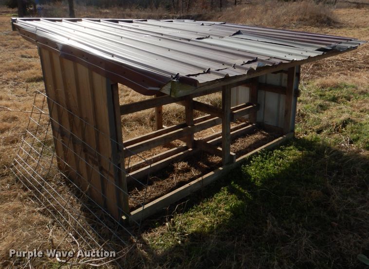 image for item JD9423 Livestock equipment