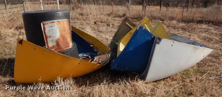 image for item JD9423 Livestock equipment