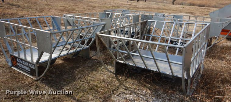 image for item JD9424 (5) Advantage Feeders bale cradles