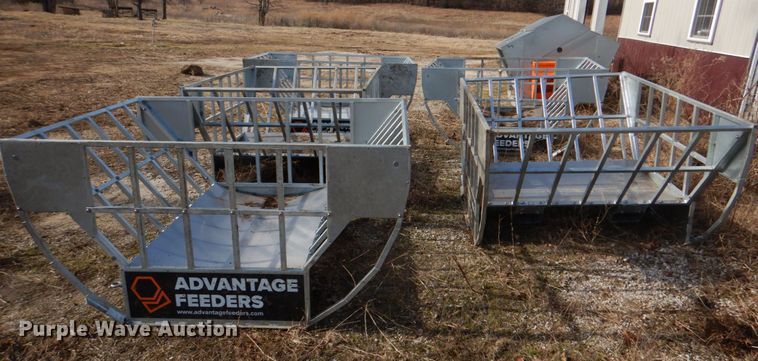 image for item JD9424 (5) Advantage Feeders bale cradles
