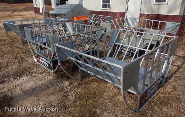 image for item JD9424 (5) Advantage Feeders bale cradles