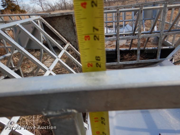 image for item JD9424 (5) Advantage Feeders bale cradles