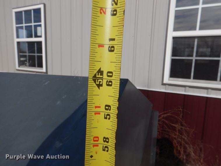 image for item JD9425 Advantage Feeders 2500HD  creep feeder