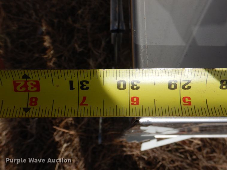 image for item JD9426 (2) Advantage Feeders 200HD feeders