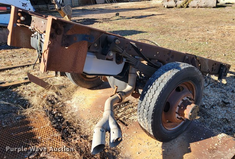 image for item JE9100 2011 Ford F450  rear axle