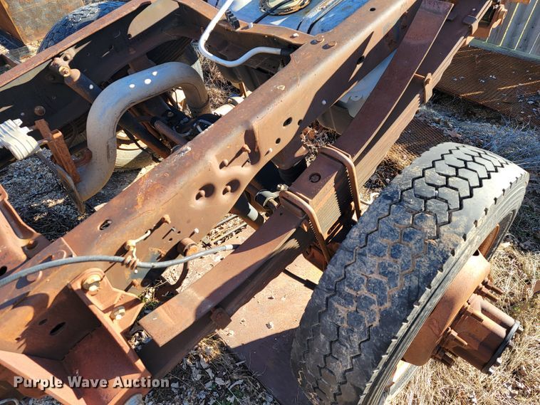 image for item JE9100 2011 Ford F450  rear axle