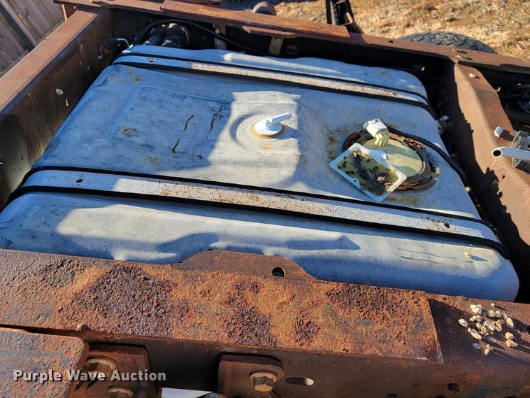 image for item JE9100 2011 Ford F450  rear axle