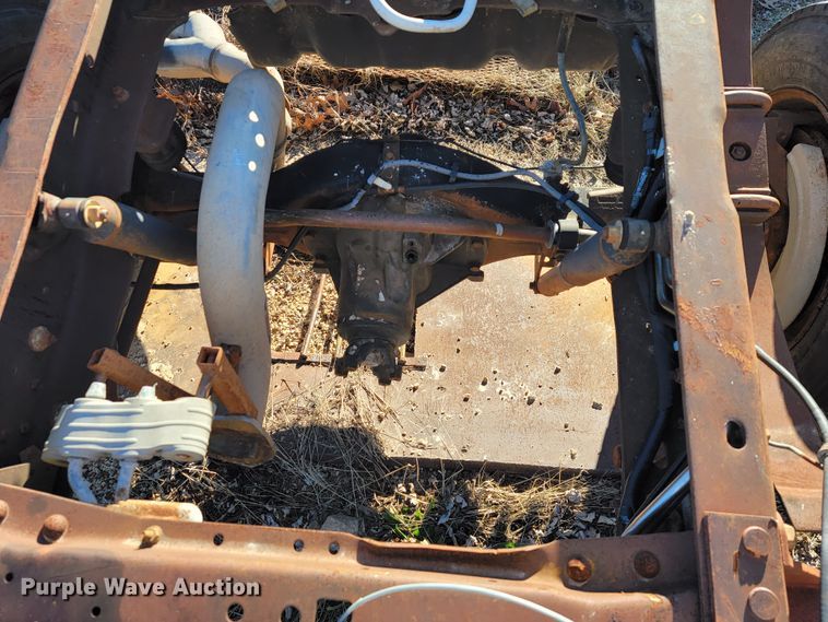 image for item JE9100 2011 Ford F450  rear axle