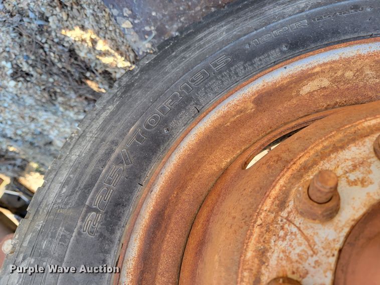 image for item JE9100 2011 Ford F450  rear axle