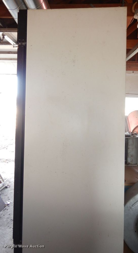 image for item JE9726 True GDM49F  freezer