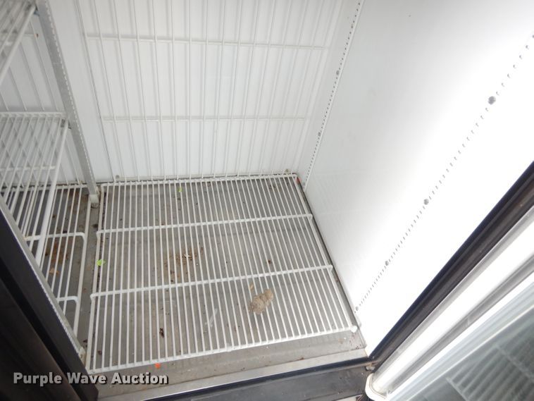 image for item JE9726 True GDM49F  freezer