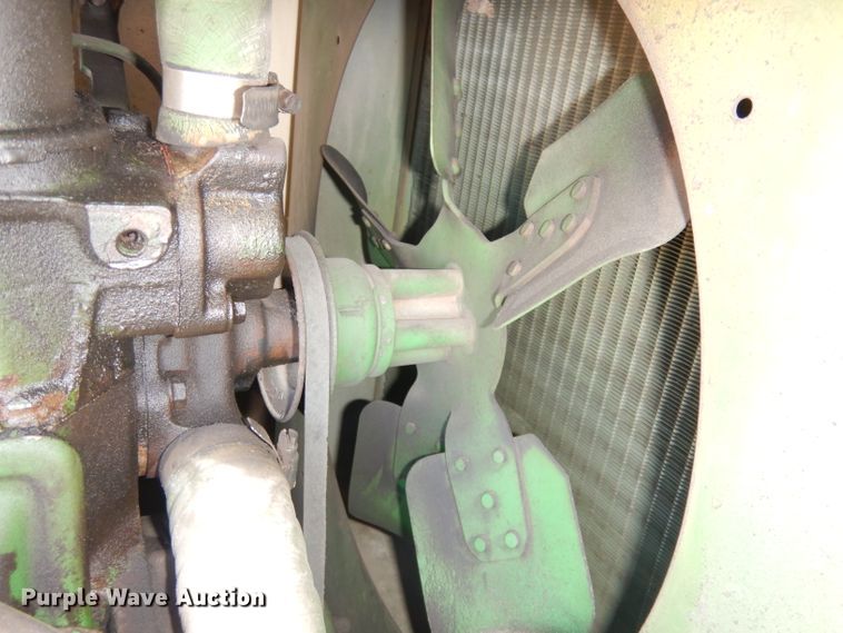 image for item JE9728 1978 Sullair Sulliscrew 150-GP  air compressor