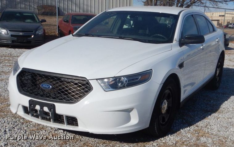 image for item JJ9392 2015 Ford Taurus Police